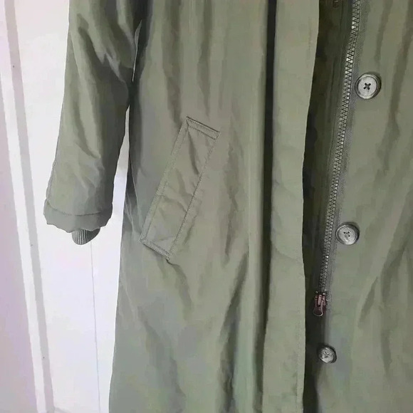 Lands End Goosedown green parka, coat, jacket, Size 6-8 S/P - Picture 3 of 13